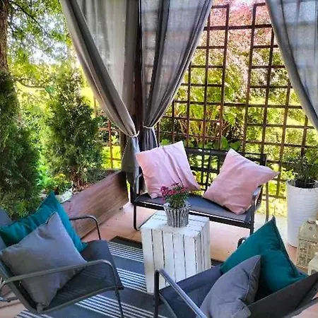 Zdrowo Przez Sad Διαμέρισμα *