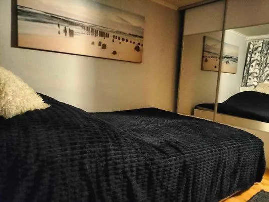 Zdrowo Przez Sad Διαμέρισμα